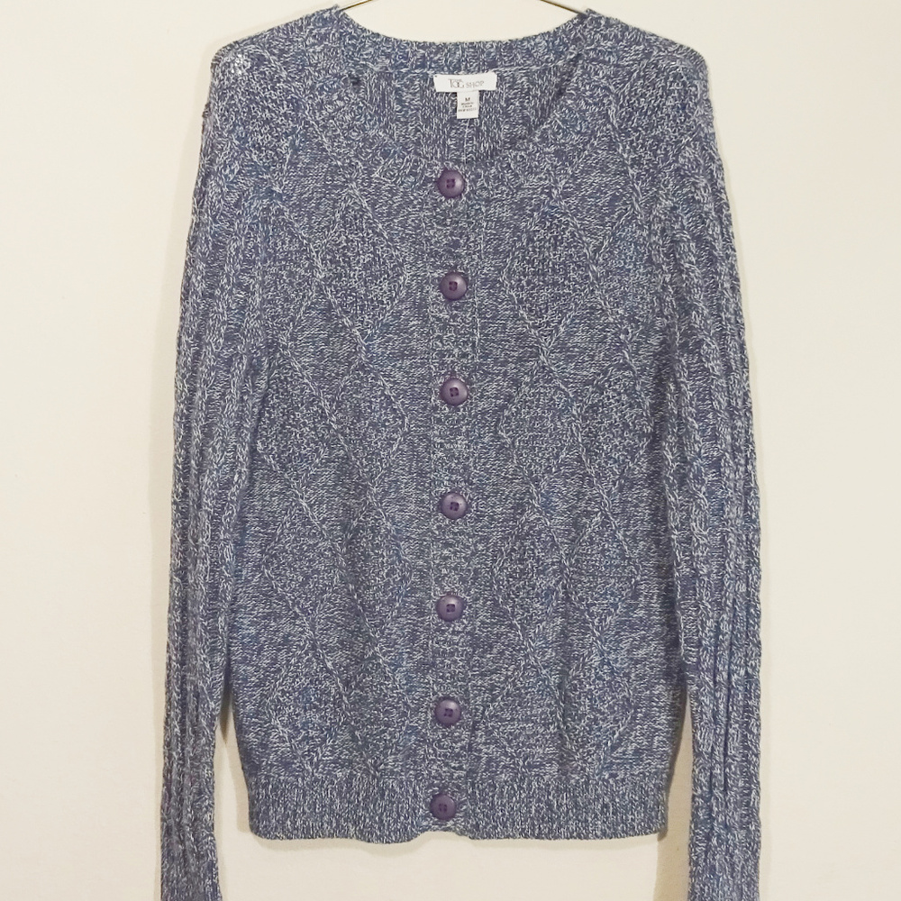 NWOT Cable Knit Button Down Cardigan Size Medium